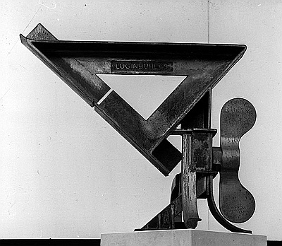 1969 - Kleiner Oskapunch II - 84x93x60,5cm - Privatbesitz